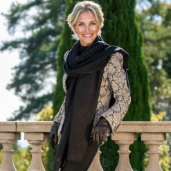 Classic Black Cashmere Shawl -Elegant Scarf Store black cashmere shawl 2