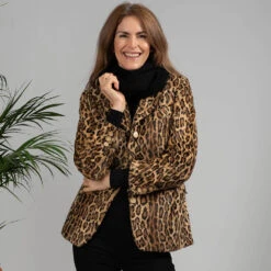 Superluxe Classic Black Italian Cashmere Snood -Elegant Scarf Store black rib knit cashmere snood 2 3a688321 f315 49df b24d f990a9b407a7