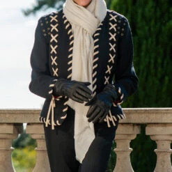 Classic Ivory Cashmere Shawl