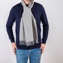 Grey Cashmere Scarf -Elegant Scarf Store mens grey cashmere scarrf model 2